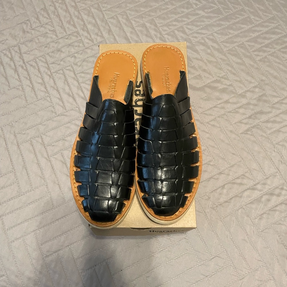 BearPaw Black sandals